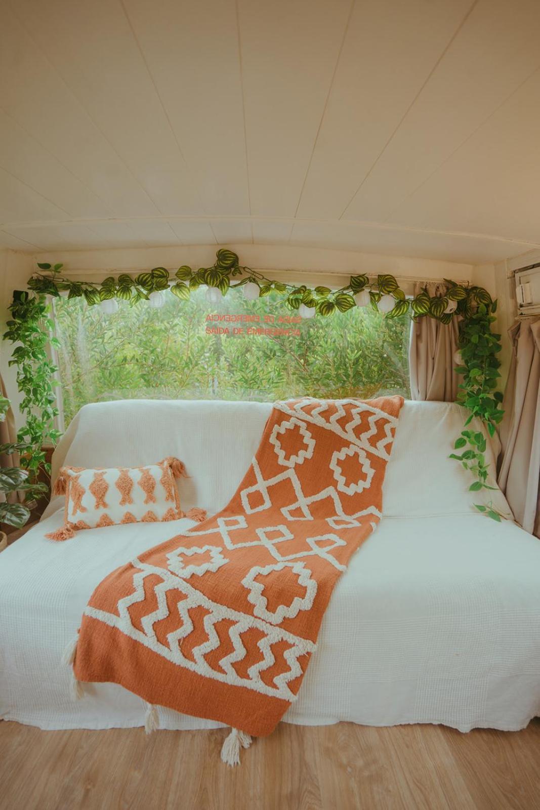 The Amazing Inacio Bus Converted Home Sintra Luaran gambar
