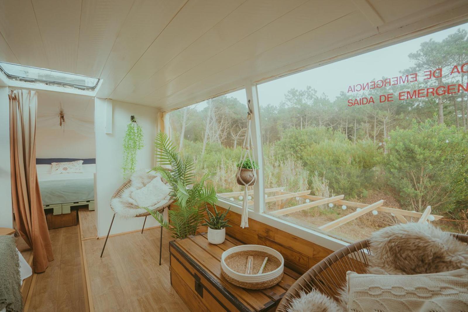The Amazing Inacio Bus Converted Home Sintra Luaran gambar