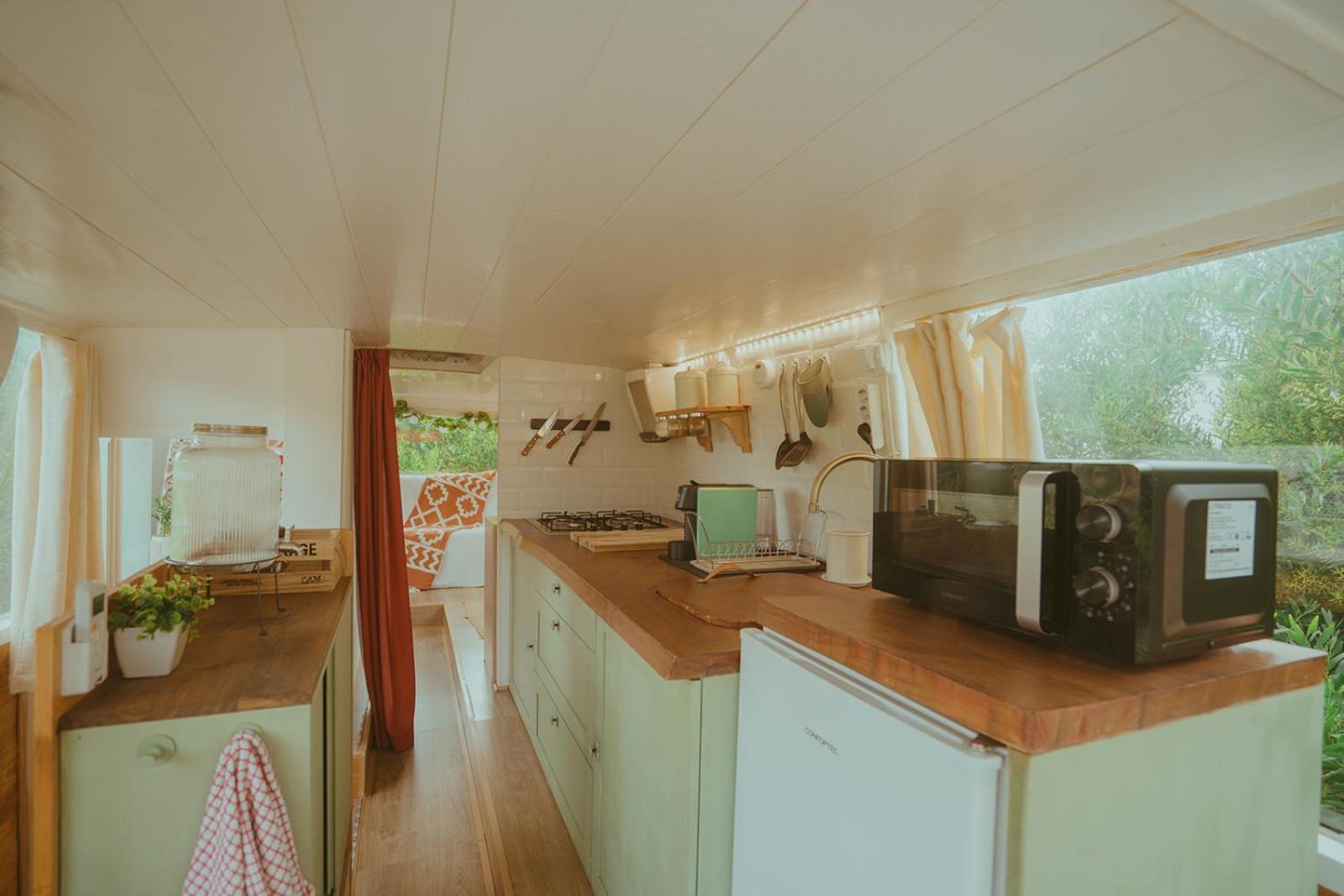 The Amazing Inacio Bus Converted Home Sintra Luaran gambar