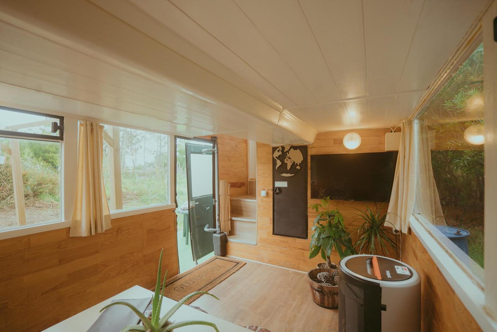 The Amazing Inacio Bus Converted Home Sintra Luaran gambar