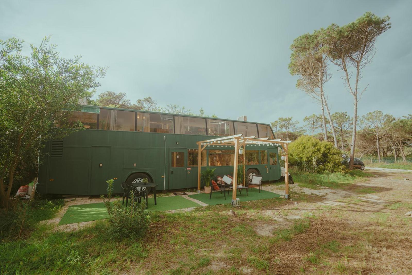 The Amazing Inacio Bus Converted Home Sintra Luaran gambar